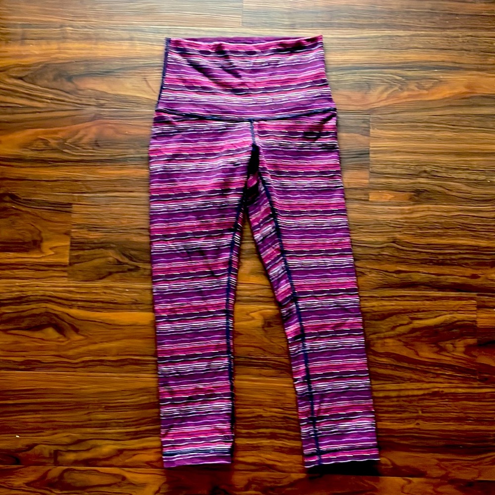 Lulu purple striped leggings